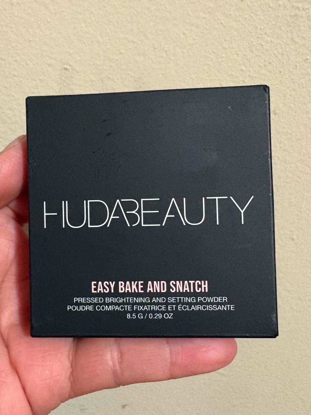 HUDA BEAUTY Easy Bake and Snatch Brightening & Setting Powder -BLONDIE Brand New